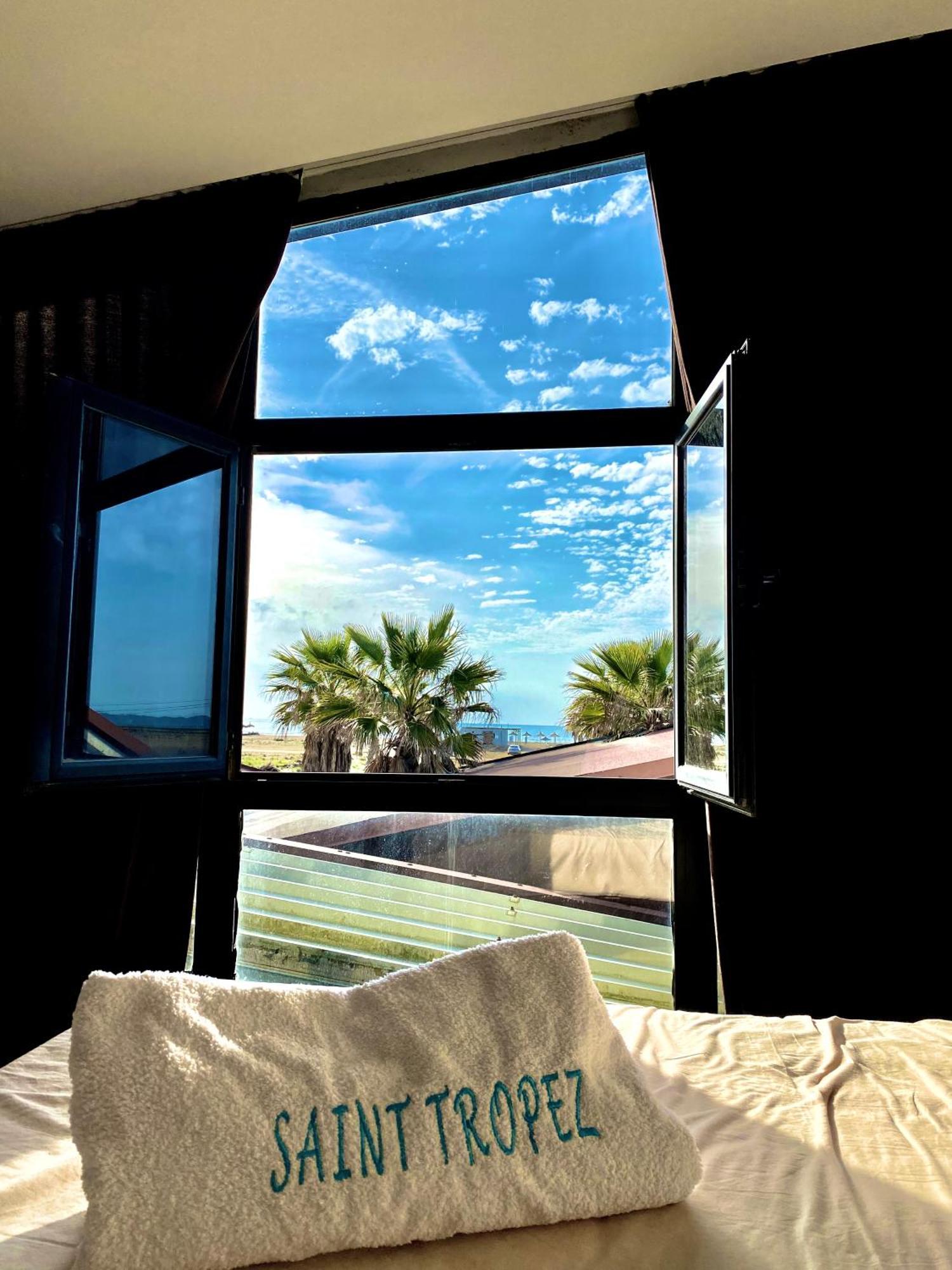 Hotel Saint Tropez Durres Bisht Kamez